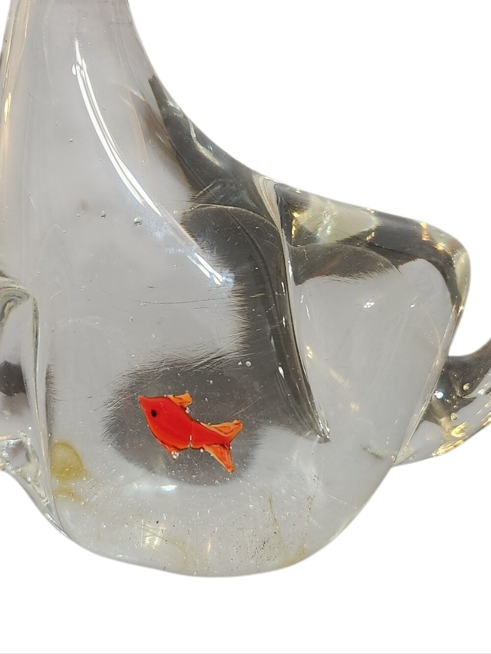 MCM Glass Cat with Orange Fish in Belly Vintage 6.5 inches Tall Paperweight - Picture 3 of 8